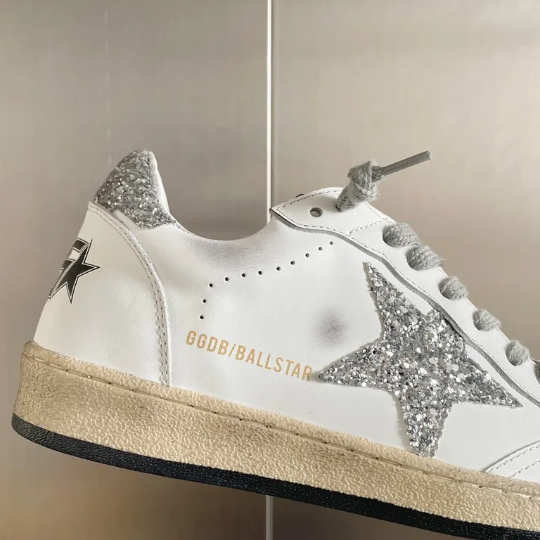 Golden Goose Shoe 